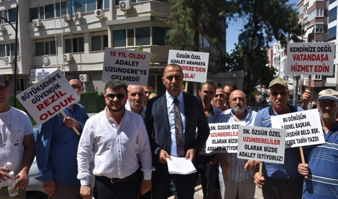 İzmir’de yıllardır tamamlanamayan kentsel dönüşüm projeleri, hak sahiplerinin sabrını taşırdı.