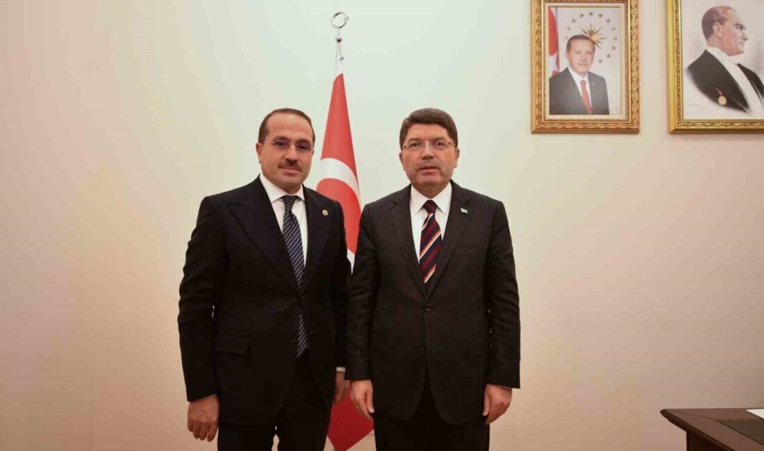 AK Parti İzmir Milletvekili Yaşar Kırkpınar, İzmir’de yargı mensupları için