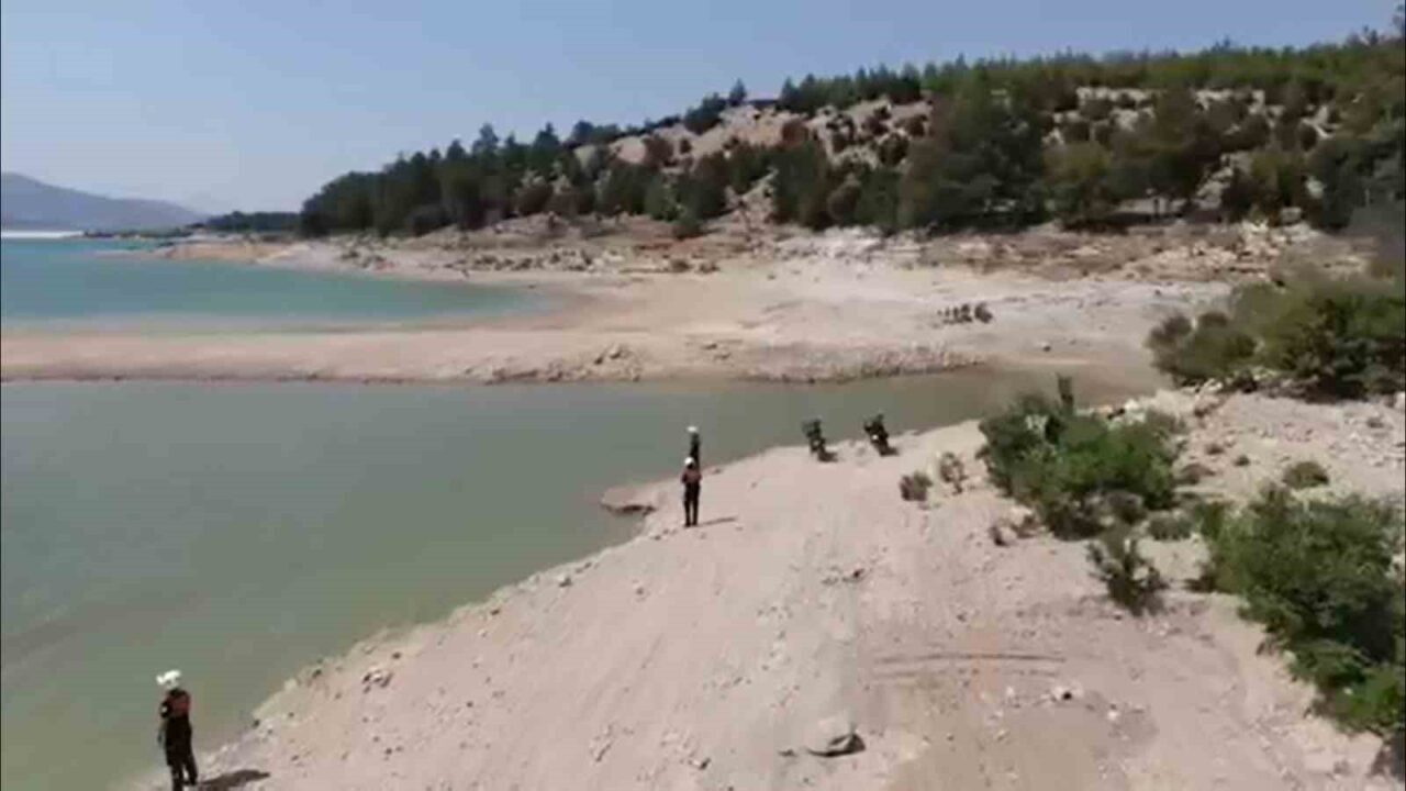 Aydın’ın Karacasu ilçesi Güzelköy Mahallesi’nde bulunan Dandalaz Barajı çevresinde boğulma