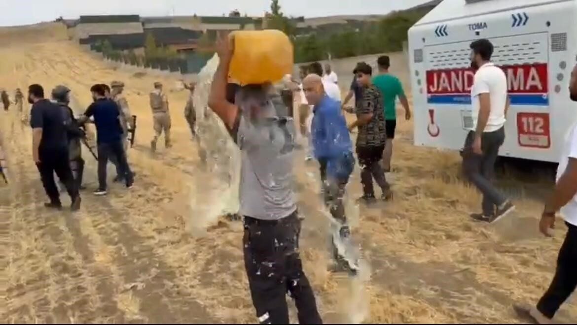 Batman’da kaçak olarak inşa edilen hobi bahçelerinin yıkımı sırasında bazı