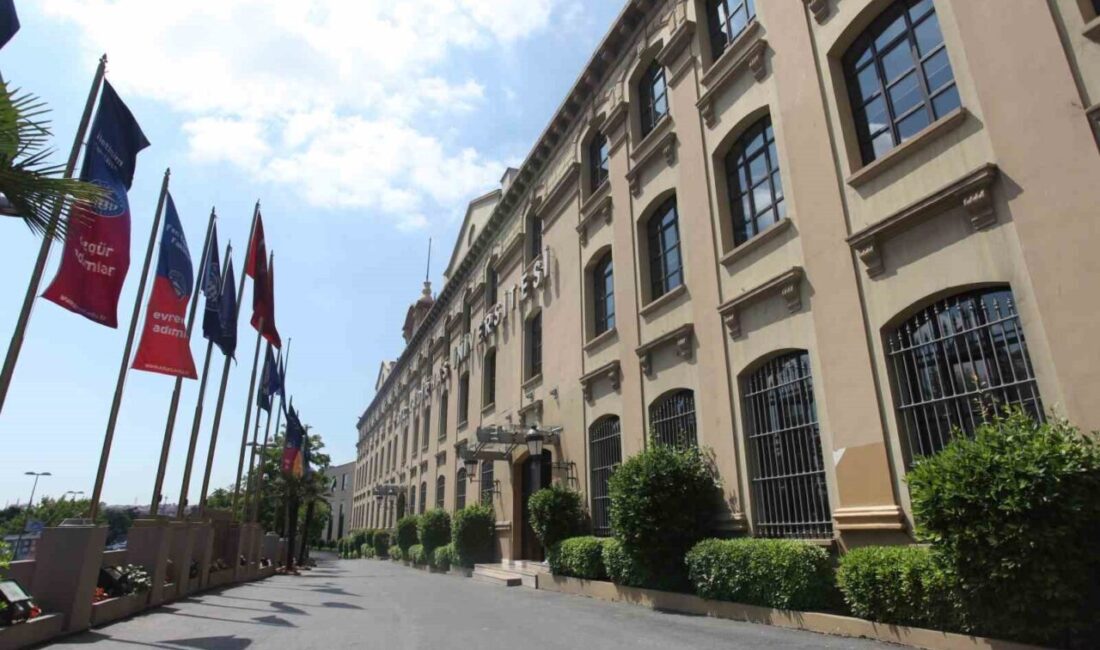 Kadir Has Üniversitesi, Yükseköğretim Kalite Kurulu (YÖKAK) tarafından yürütülen Kurumsal