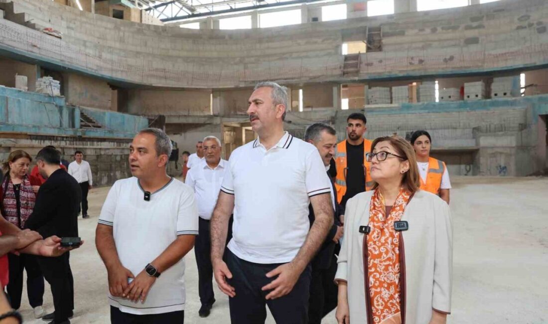 Gaziantep Büyükşehir Belediye Başkanı Fatma Şahin, FIBA standartlarına uygun olarak