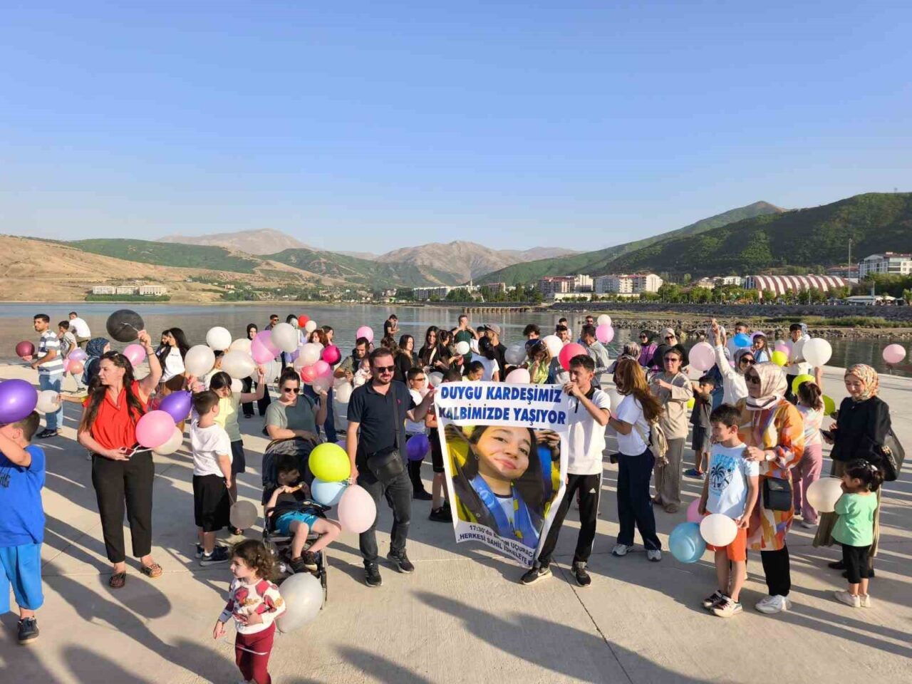 Sosyal medyada “Kanseri yendiğimde stattan balon uçurur muyuz?” paylaşımıyla milyonların