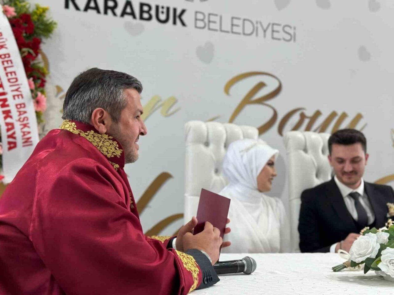 Karabük Belediyesi, evlilik hazırlığı yapan çiftlere ve dar gelirli ailelere