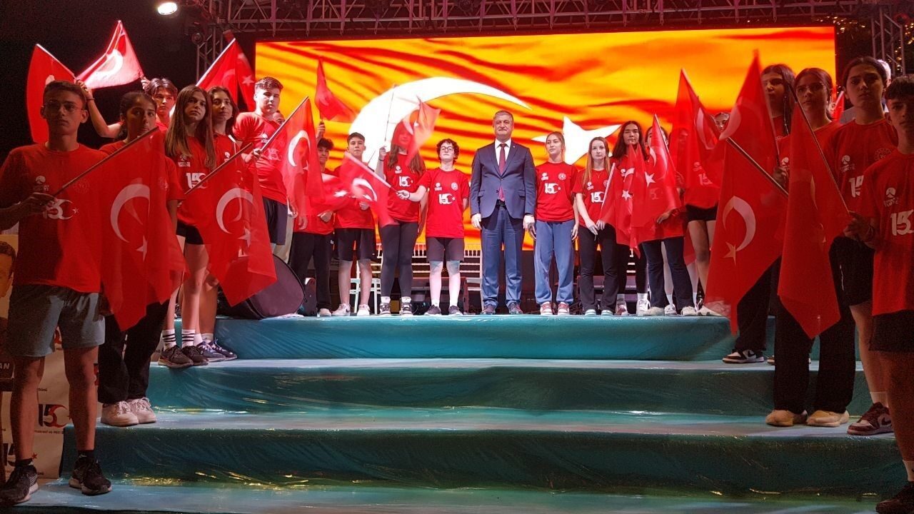 Karabük’te, 15 Temmuz Demokrasi ve Milli Birlik Günü dolayısıyla anma