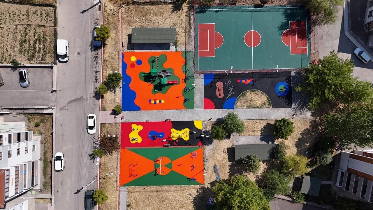 Karabük Belediyesi, şehir genelindeki park ve açık hava spor alanlarında