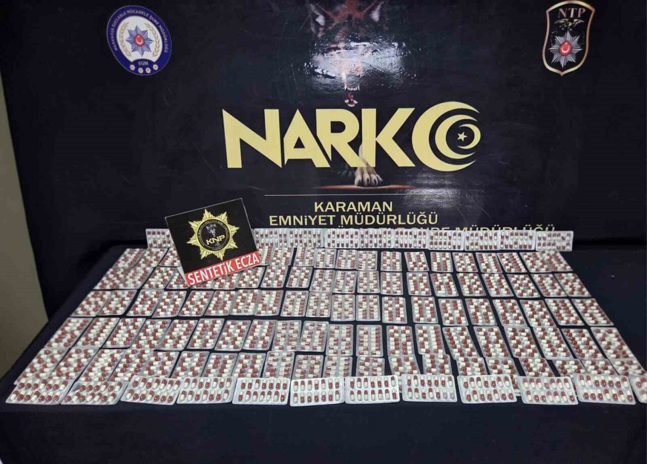 Karaman’da polisin yaptığı asayiş uygulamalarında uyuşturucu ve ruhsatsız silahlar ele