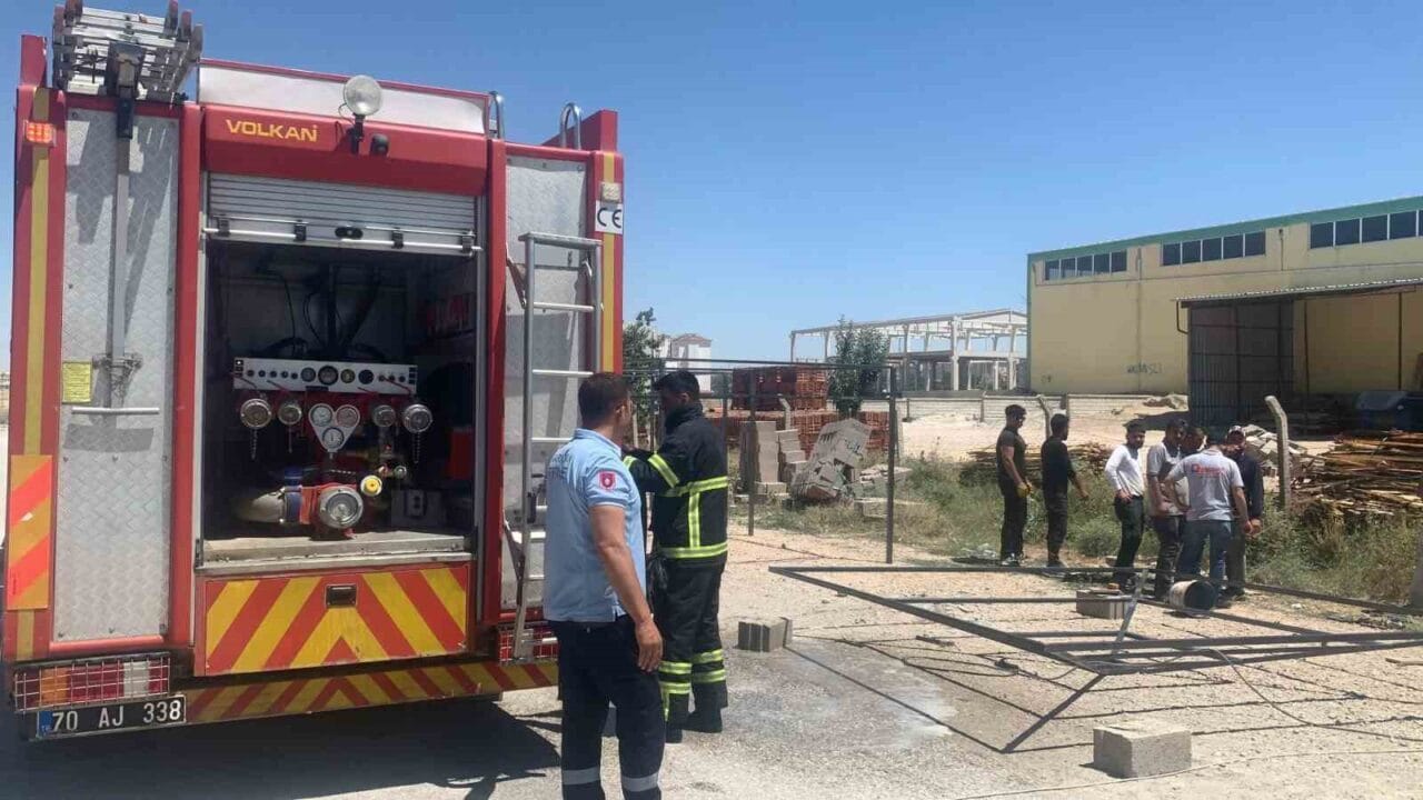 Karaman’da kerestelerin tutuşması sonucu çıkan yangın itfaiye ekipleri tarafından söndürüldü.