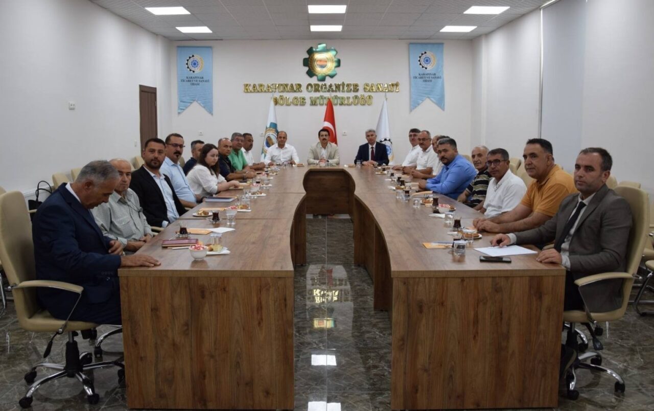 Konya’nın Karapınar ilçesinde, 2024-2025 eğitim öğretim yılı kurslarının değerlendirilmesi ve