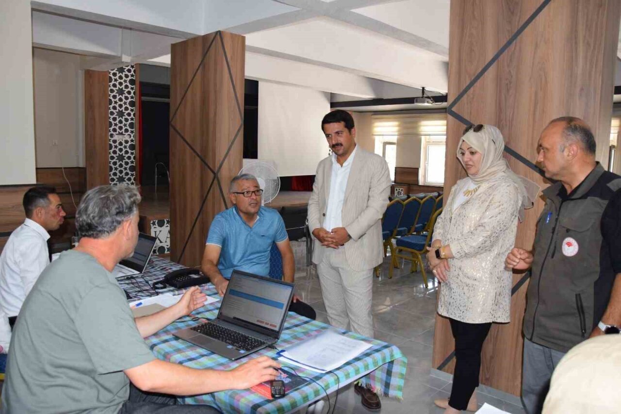 Konya’nın Karapınar ilçesinde tarım sayımı çalışmaları devam ediyor. Türkiye İstatistik