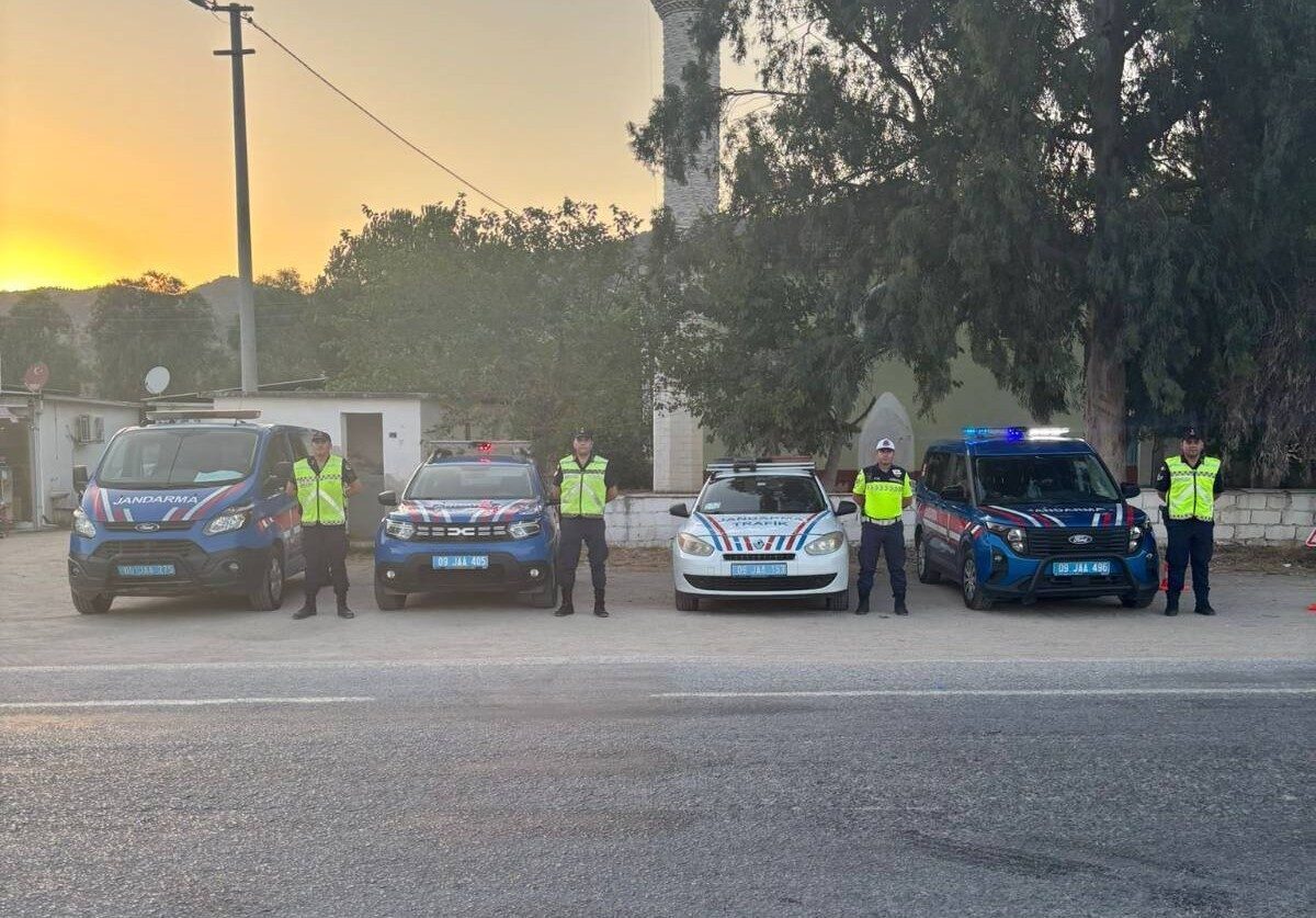 Aydın’ın Karpuzlu ilçesinde gerçekleştirilen drone destekli trafik denetimlerinde 9 sürücüye