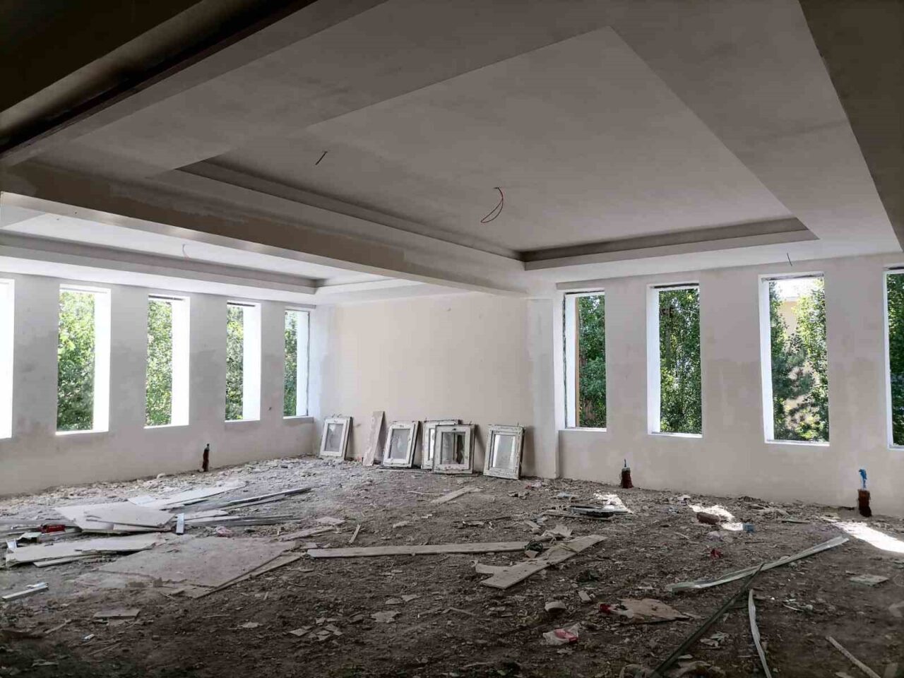 Kars’ın kültürel yaşamına önemli katkı sağlayacak olan İl Halk Kütüphanesi’nin