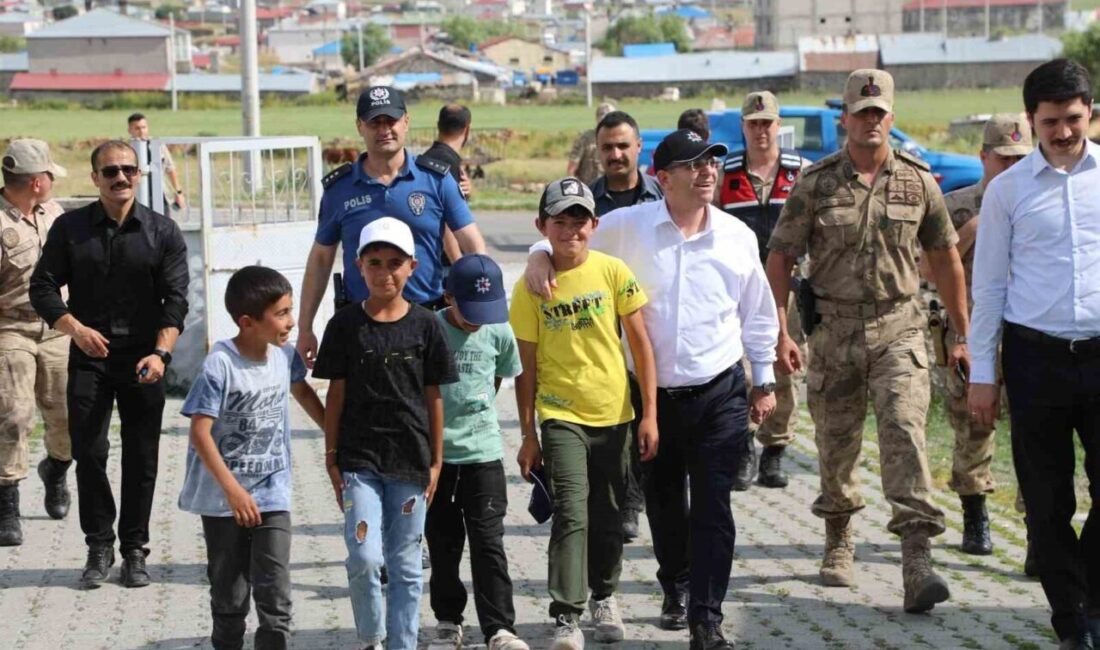 Kars Valisi Ziya Polat, ilçe ziyaretleri çerçevesinde Digor’u ziyaret ederek