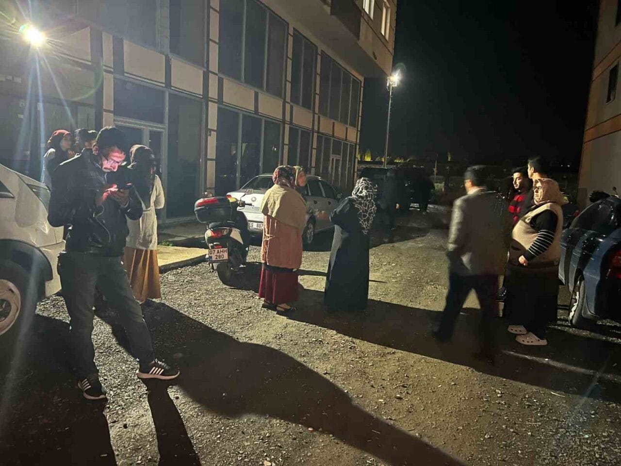 Kars’ta 6 saattir haber alınamayan 8 yaşındaki çocuğun bulunması için