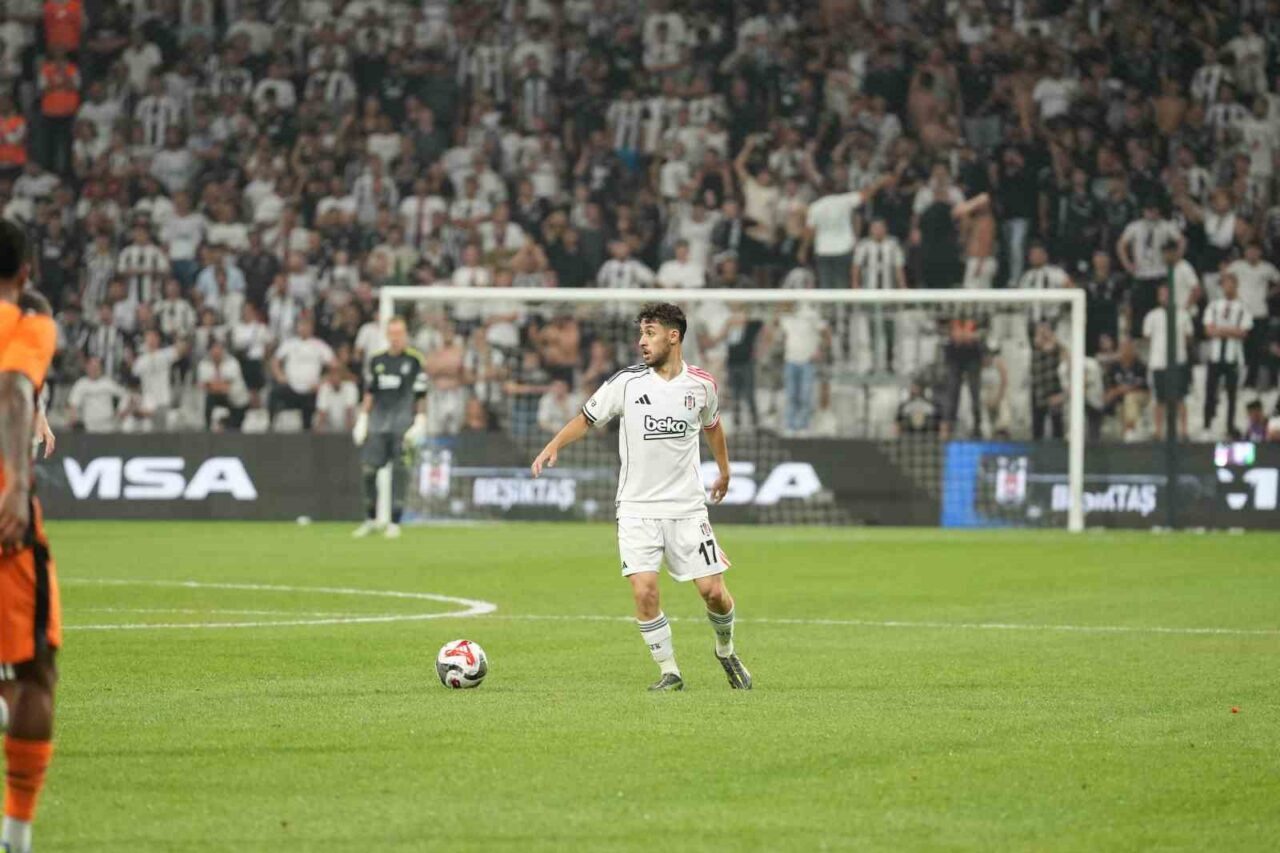 Beşiktaş’ın 24 yaşındaki futbolcusu Kartal Kayra Yılmaz, bin 67 günlük