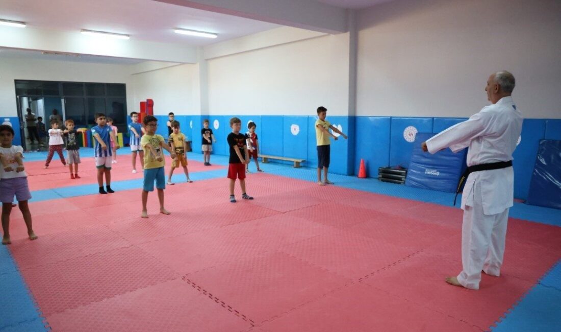 Kartepe Belediyesi tarafından geleneksel hale getirilen Yaz Spor Okulları, bu