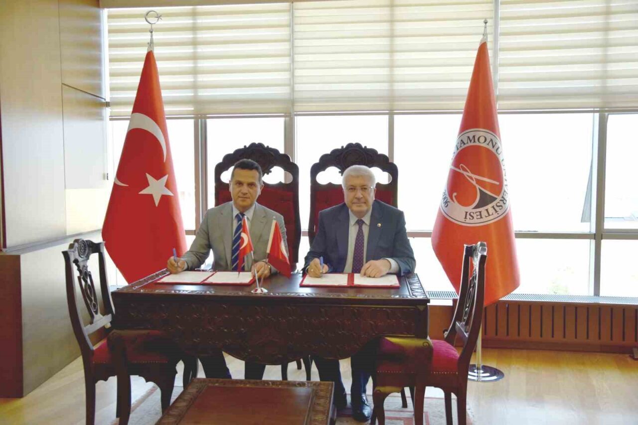 Kastamonu Üniversitesi ile Sinop Üniversitesi arasında yazılım iş birliği protokolü