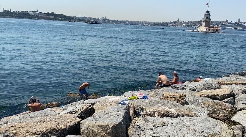 İstanbul’da son günlerde yaşanan kavurucu sıcaklar etkisini göstermeye devam ederken,