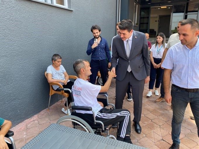 Iğdır’ın Karakoyunlu ilçesindeki sosyal hizmet çalışmalarını yerinde incelemeye devam eden