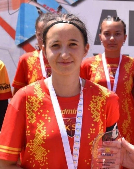 Türkiye U15 Kız Milli Futbol Takımı’nın hazırlık kampı kadrosu açıklandı.Kadroda