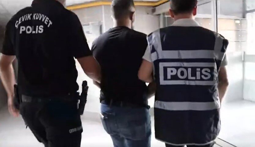 Kayseri’de çeşitli suçlardan aranan 24 kişi yakalandı. Kayseri İl Emniyet