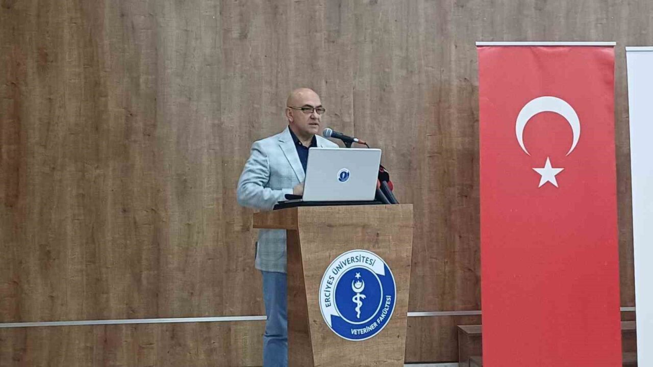 Erciyes Üniversitesi tarafından düzenlenen Mandacılık Çalıştayı’nda konuşan AK Parti Kayseri