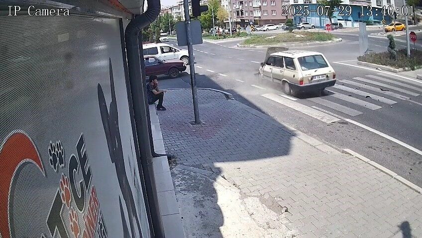 Nevşehir’de meydana gelen trafik kazasında 2 kişi hafif yaralandı. Kaza