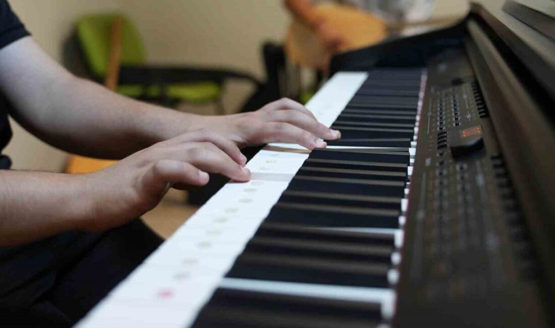 Keçiören Belediyesi Konservatuvarı, sanata gönül veren genç yeteneklerin yanında olmaya