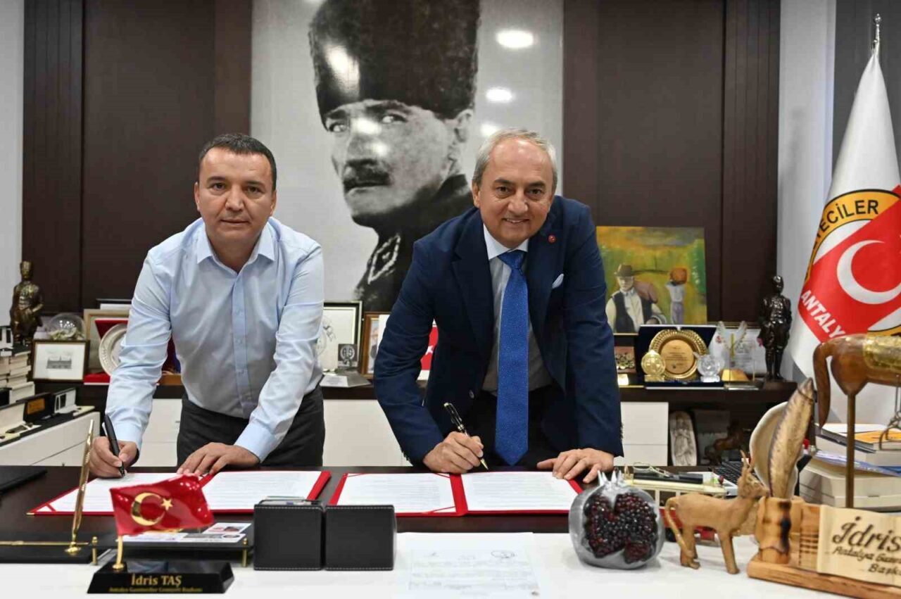 Kepez Belediye Başkanı Mesut Kocagöz, 24 Temmuz Gazeteciler ve Basın