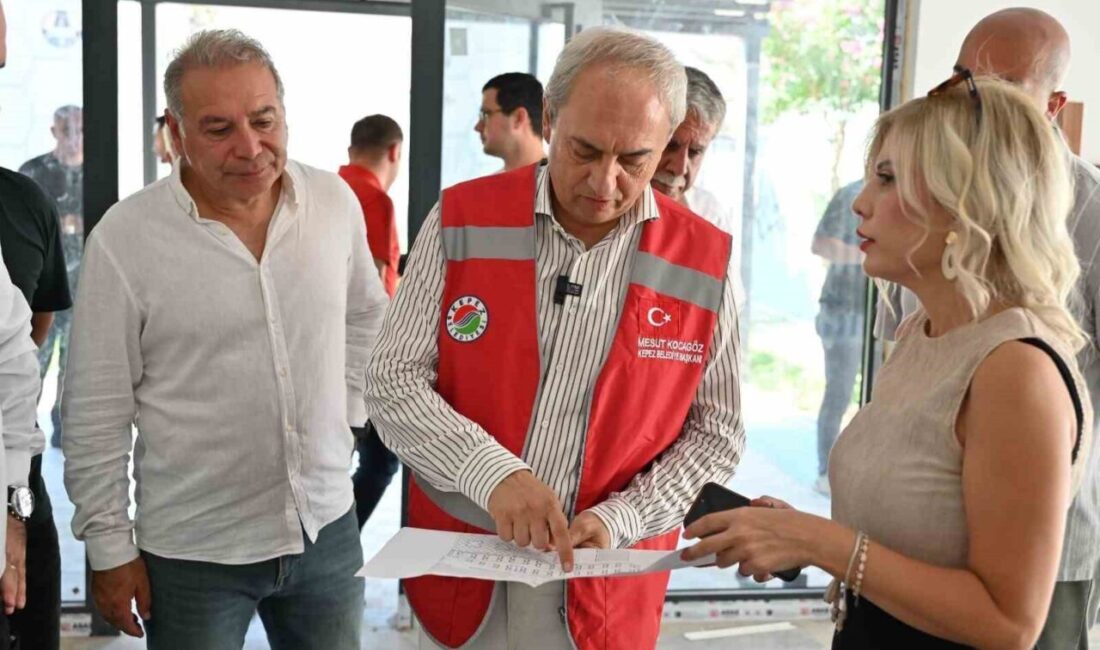 Kepez Belediye Başkanı Mesut Kocagöz, yapımı devam eden ikinci Kent