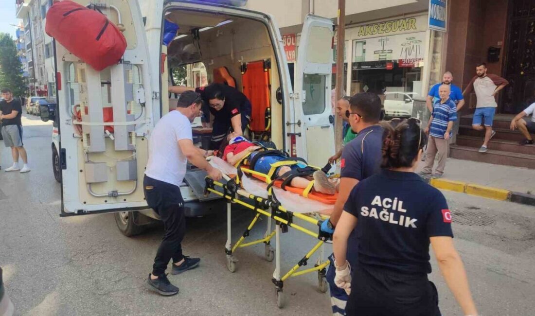 Edirne’nin Keşan ilçesinde meydana gelen trafik kazasında 2 kişi yaralandı.