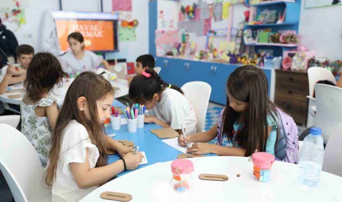 Samsun Büyükşehir Belediyesi’nin öncülüğünde çocukların bilimle, sanatla ve doğayla iç