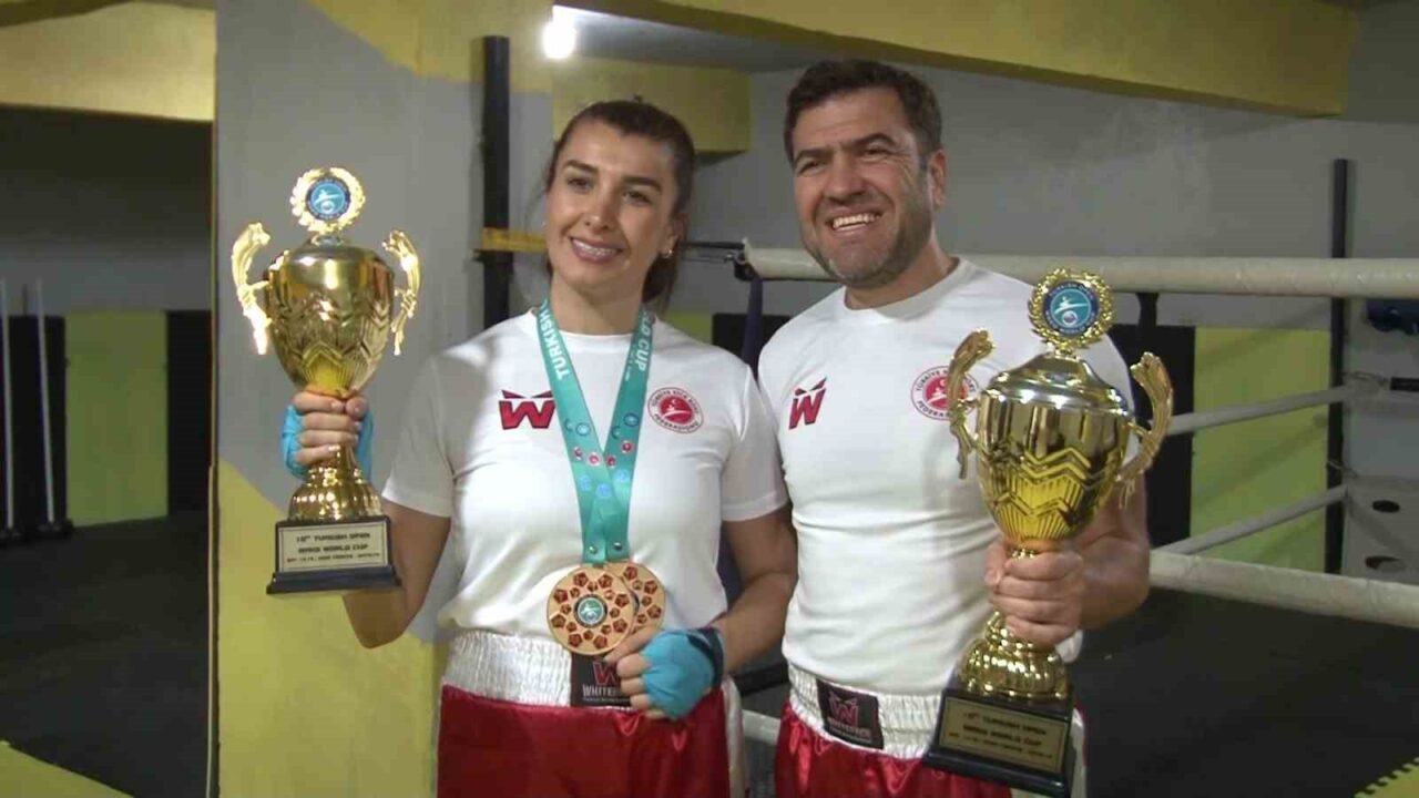 Sivas’ta yaşayan Bora ve Gül Taştan çifti, stres atmak için