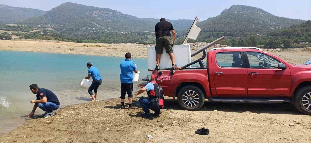 Adana’nın Kozan ilçesinde bulunan Kilgen Barajı’na 321 bin adet pullu