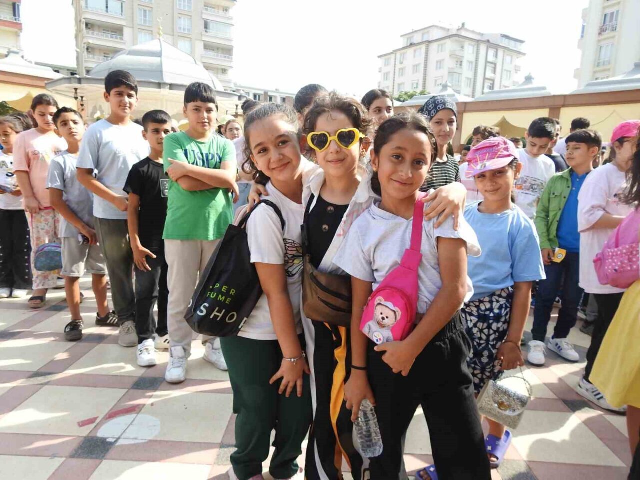 Kilis’te “Ekranı Kapat, Çevreni Keşfet” projesi kapsamında düzenlenen etkinlikle, 475