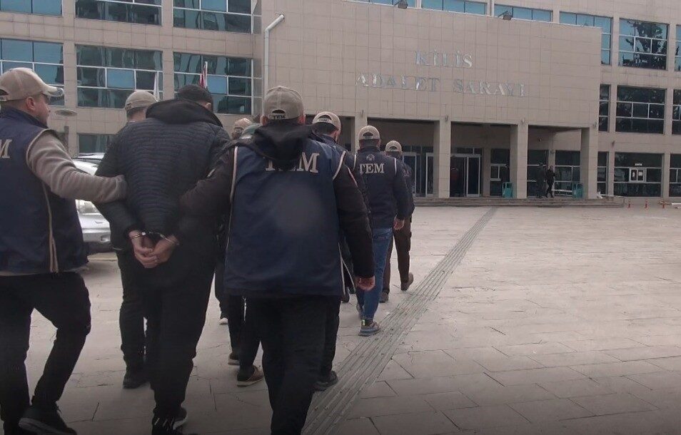 Kilis’te DEAŞ ve FETÖ/PDY terör örgütlerine yönelik düzenlenen operasyonlarda toplam