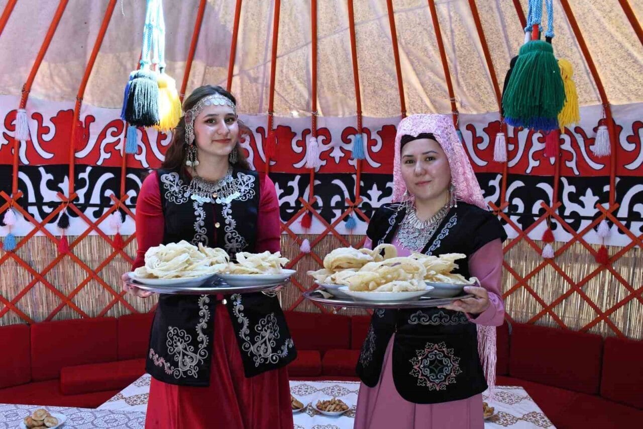 Kırgız Türkleri, Yozgat’ın Yenifakılı ilçesinde gelenek ve kültürlerini yaklaşık 3
