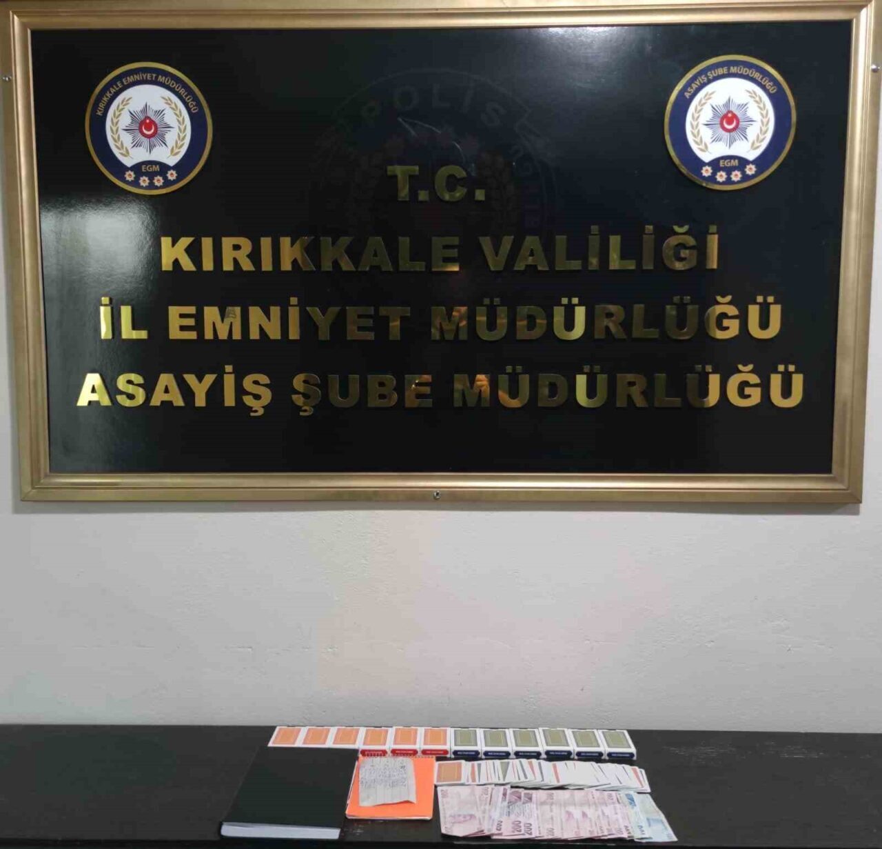 Kırıkkale’de “Civciv Sevenler Derneği” adı altında faaliyet gösteren mekanda kumar