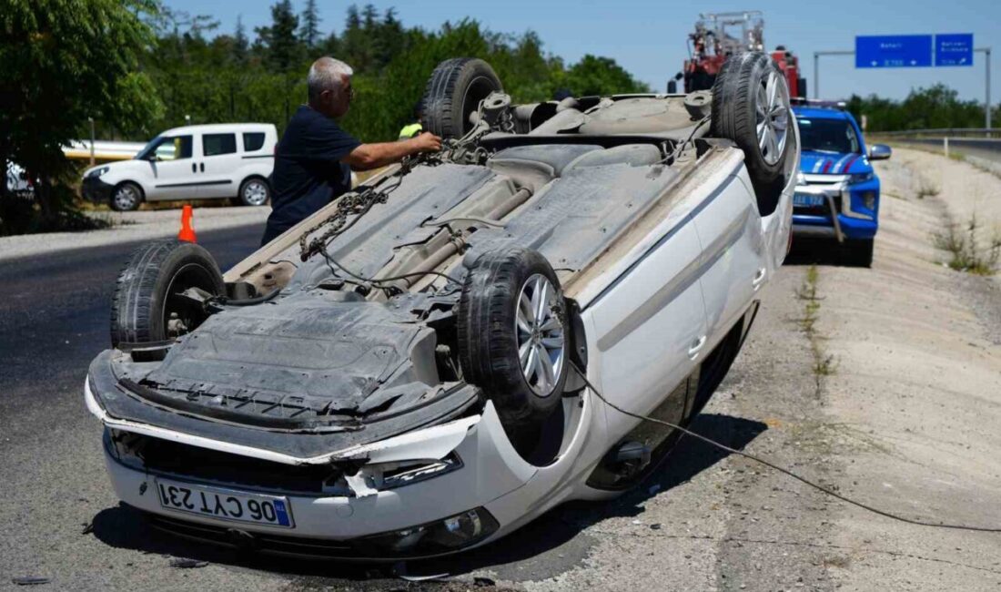 Kırıkkale’de kontrolden çıkan otomobilin takla attığı kazada aynı aileden 3’ü
