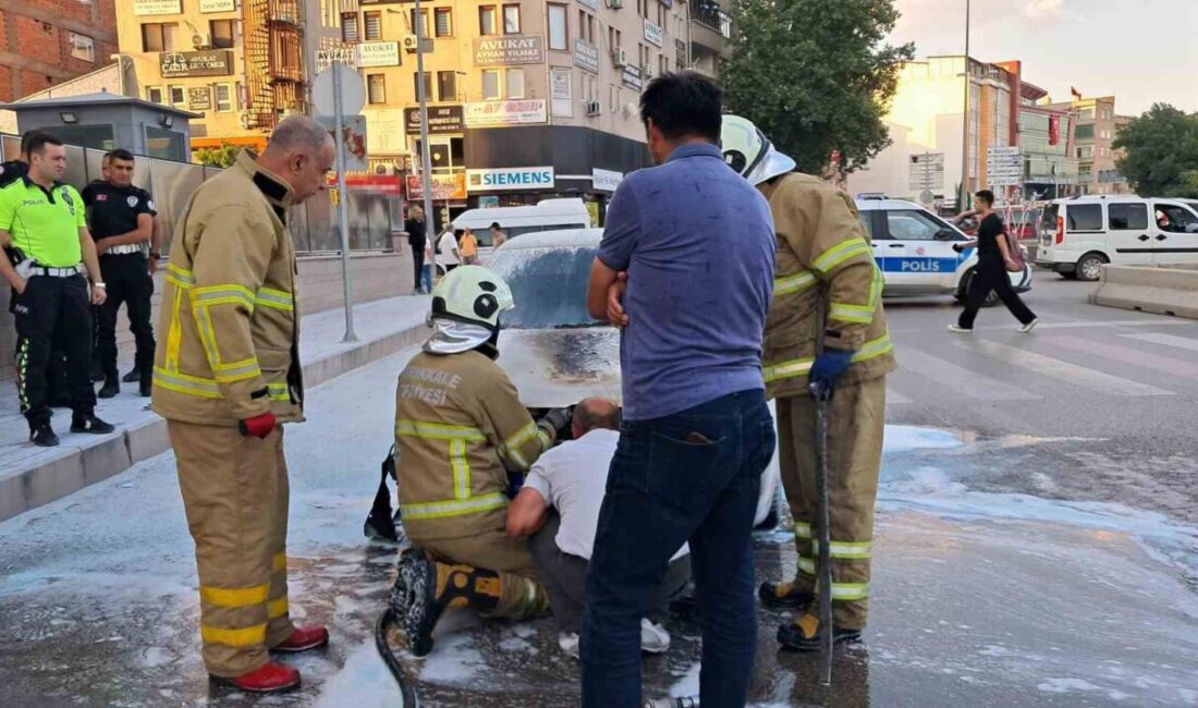 Kırıkkale’de seyir halindeki otomobilin motor bölümünde çıkan yangın, itfaiye ekiplerince
