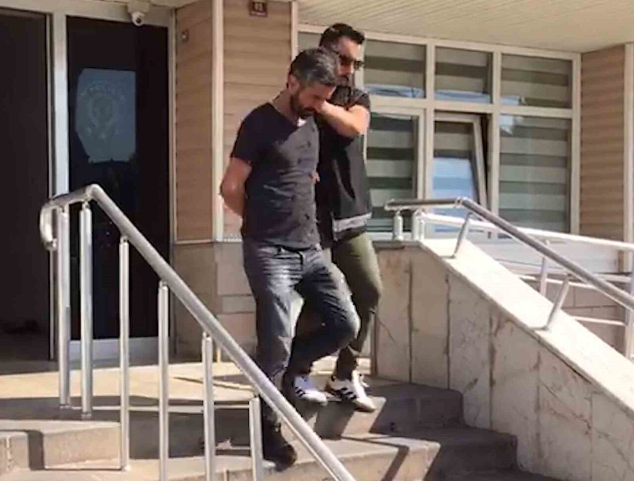 Kırıkkale’de polis ekiplerinin yaptığı başarılı operasyonla, hakkında kesinleşmiş hapis cezası