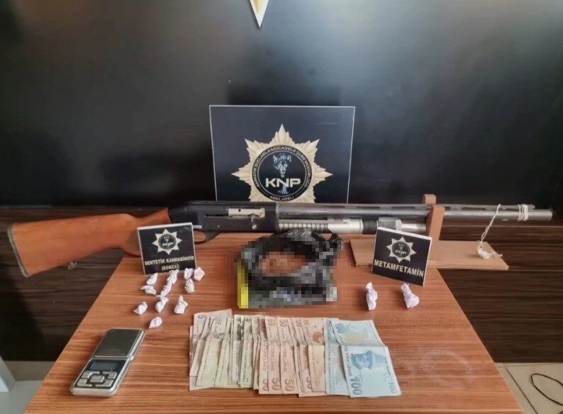 Kırklareli’nde polis ekiplerince düzenlenen uyuşturucu operasyonunda 1 şüpheli gözaltına alındı.
