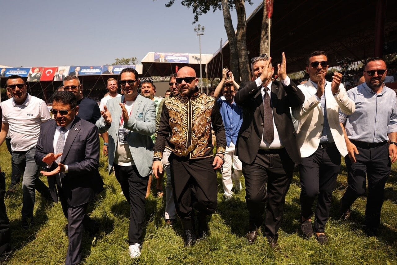 Kırkpınar Ağası Ufuk Özünlü, ağalık ihalesini bu yıl 40 milyon