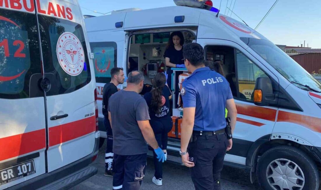 Kocaeli’nin İzmit ilçesinde kırmızı ışık yanarken U dönüşü yapmak istediği