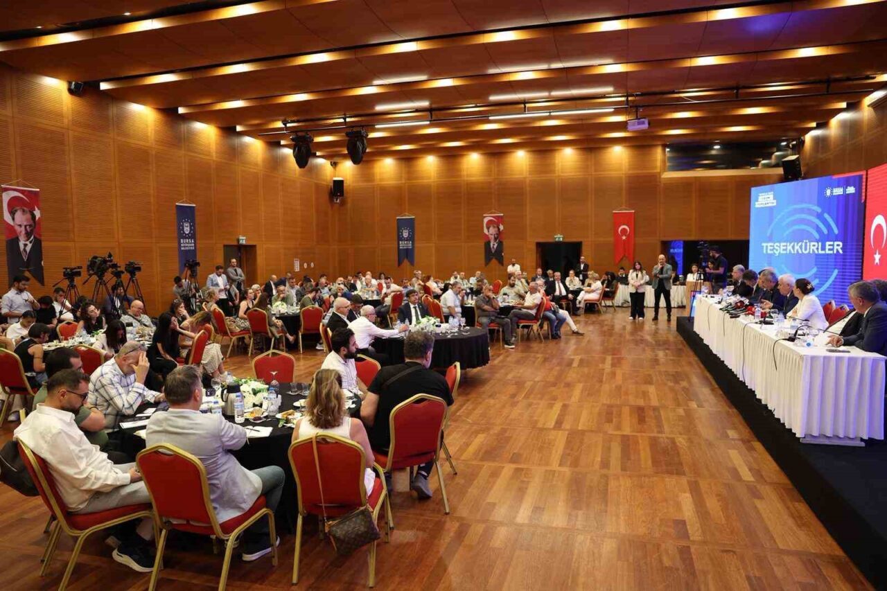 Bursa’da iptal edilen abonman kartların yerine, kişiselleştirilmiş abonman kartları geliyor.