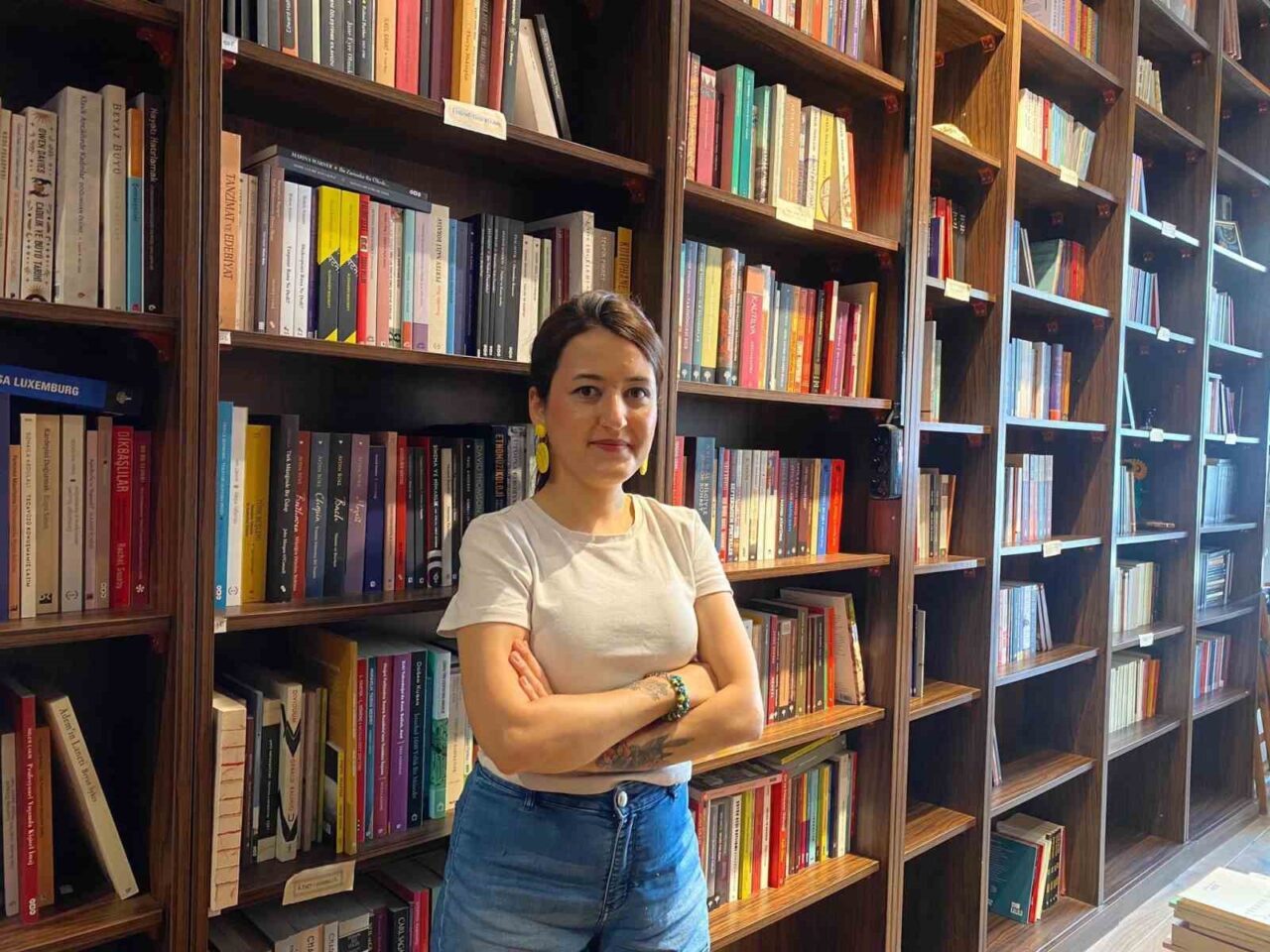 Eskişehir’de kitapevi sahibi olan Nazlı Sinanoğlu İnanç, mecralar değişse veya