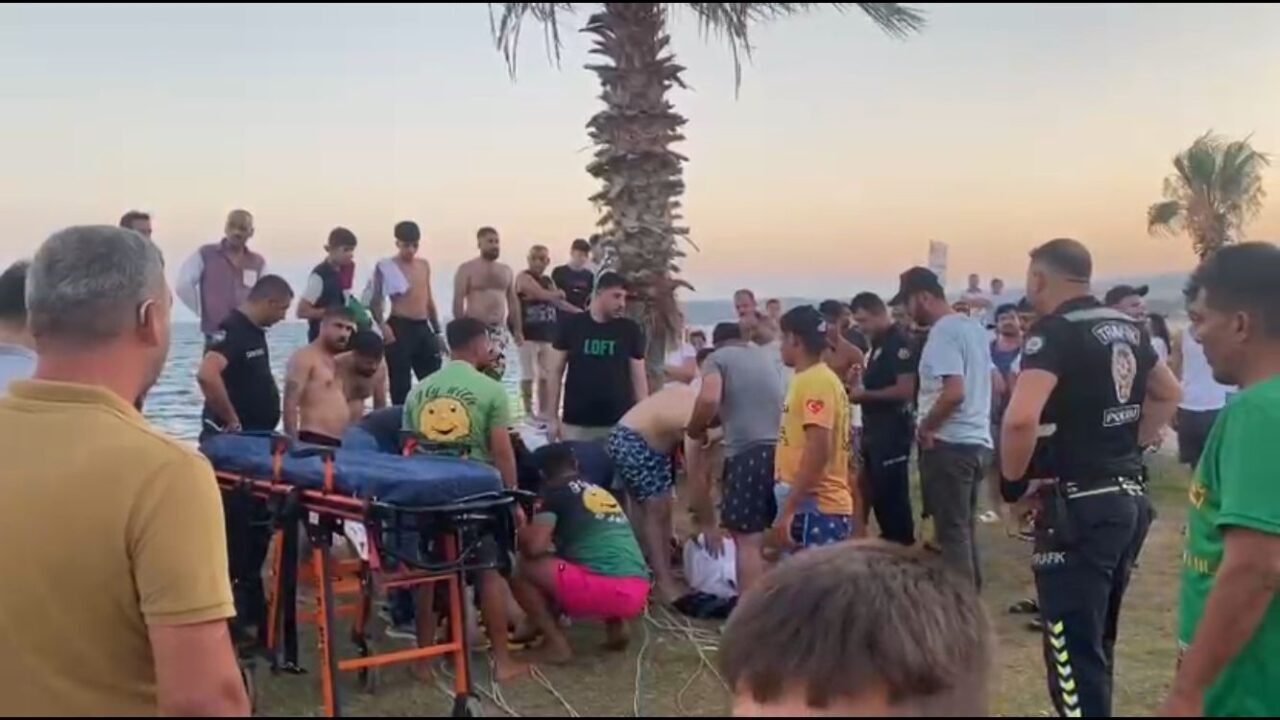 Mersin’de bulunan Kızkalesi’nde yaşanan paraşüt kazasında 2 kişi yaralandı. Olay,