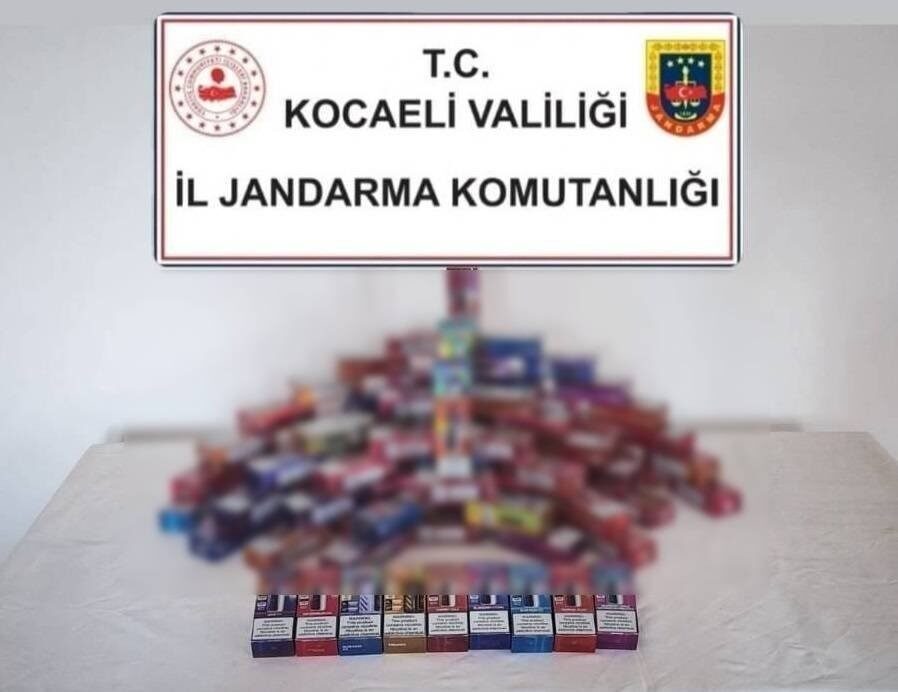 Kocaeli’de jandarma ekiplerinin düzenlediği iki ayrı operasyonda piyasa değeri yaklaşık