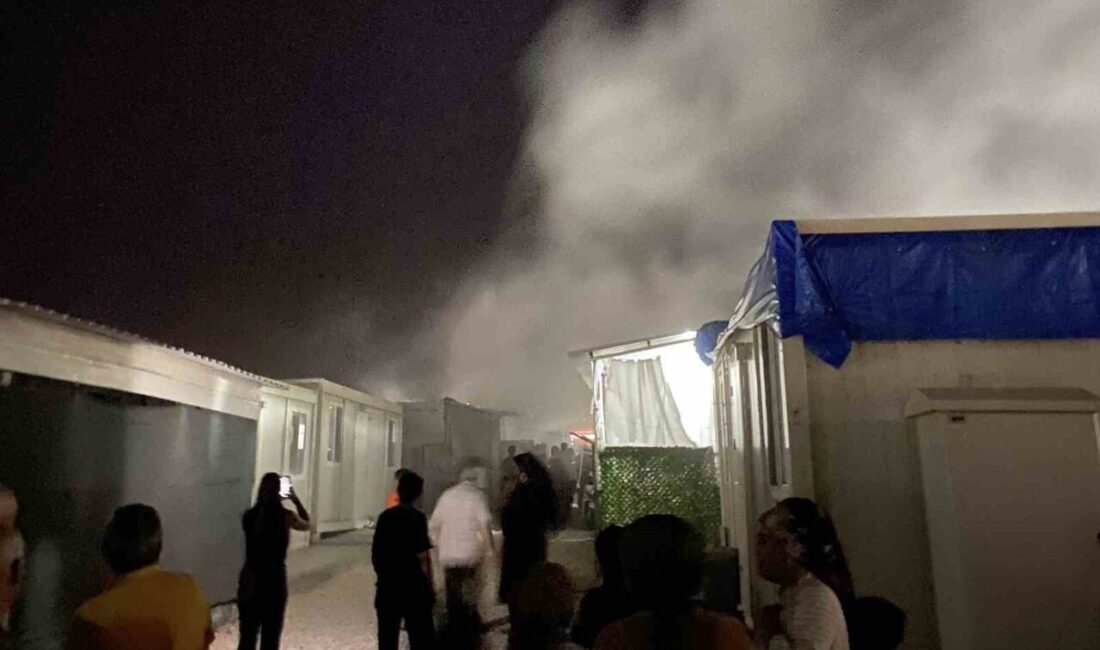 Adıyaman’da konteyner kentte çıkan yangın korku ve paniğe neden oldu.