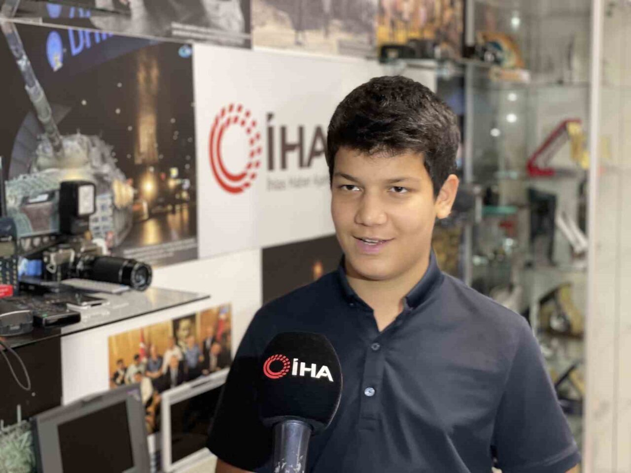 Tarih okumalarını günlük için videoya çeken 15 yaşındaki Bursalı Yahya